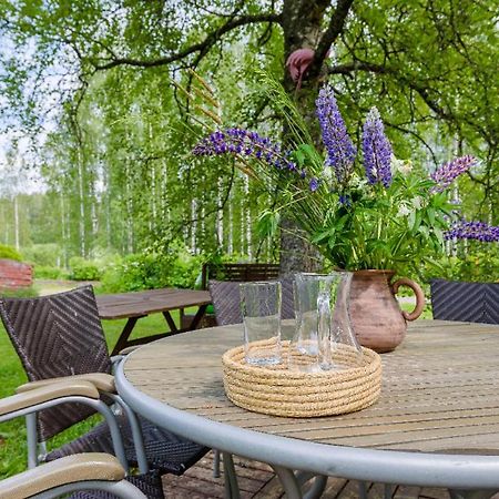 Poppelstrand Nuuksio, Pet Friendly Guest Apartment Kültér fotó